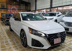 نيسان ألتيما